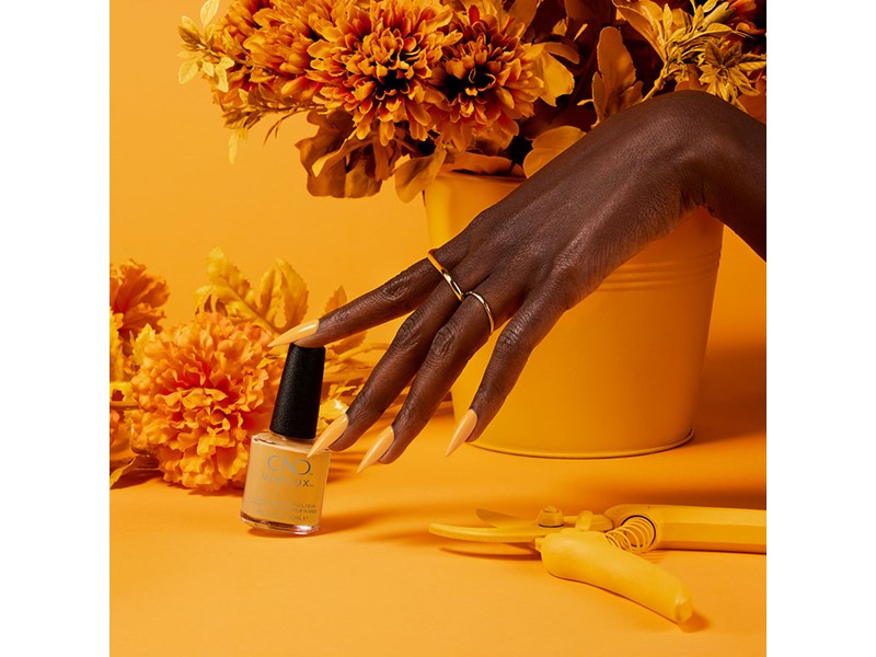 Among The Marigolds Vinylux #395